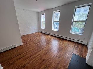 546 3rd Ave APT 2, New York, NY 10016