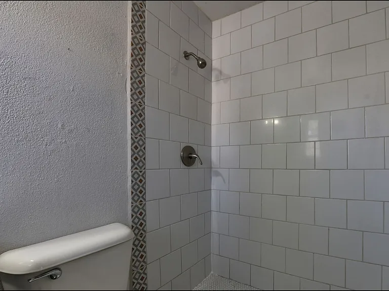 7113 Orizaba Ave — Photo 24