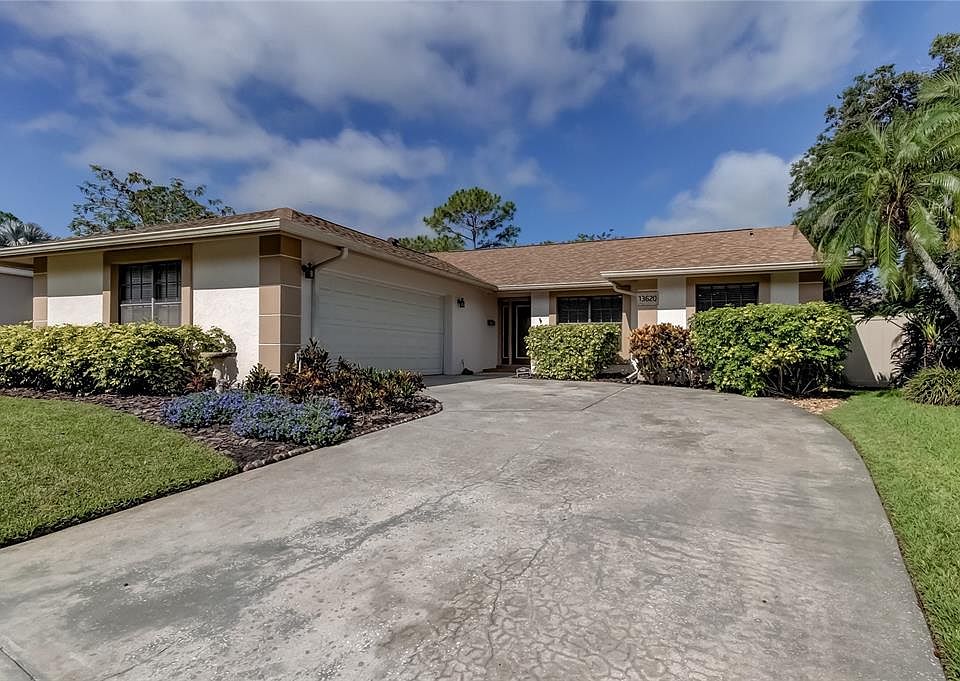 1st image of 13620 Clubside Dr