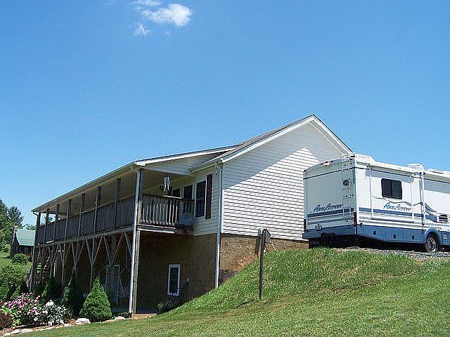 Great home in nice neighborhood