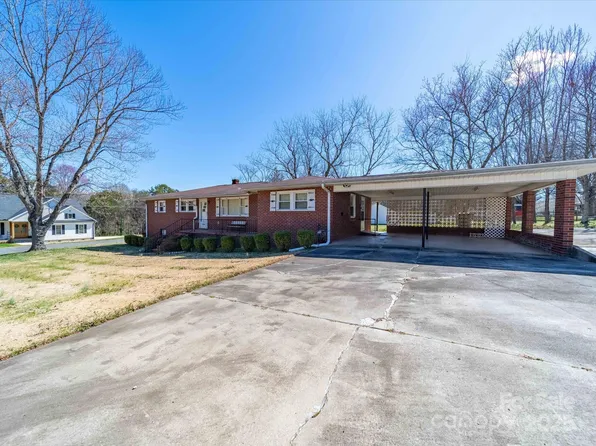 2310 Clay St, Kannapolis, NC 28083