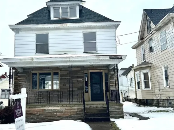 917 Adams St, New Castle, PA 16101