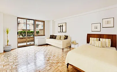 Rented by Level Group