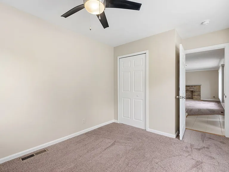 4026 Columbia Rd — Photo 15