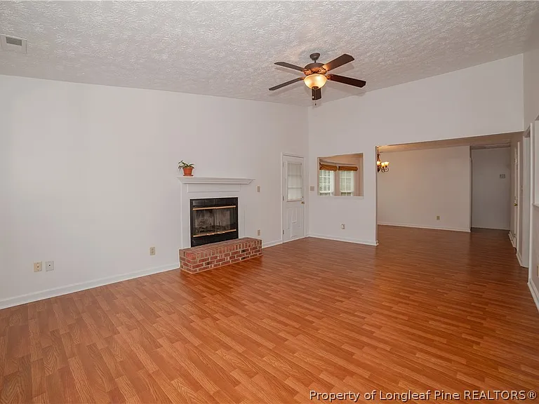 6440 Brookshire St — Photo 18