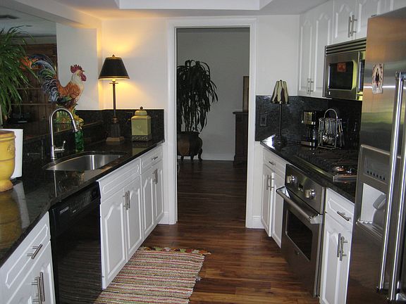 2nd image of 107 Anchorage Dr N