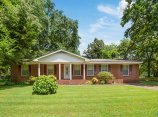 206 12th St NW, Arab, AL 35016