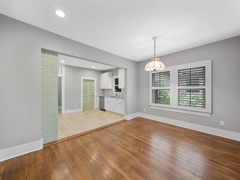 206 W High Ave — Photo 15