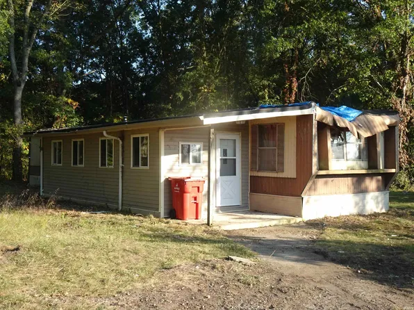 7015 E 150 S, Knox, IN 46534