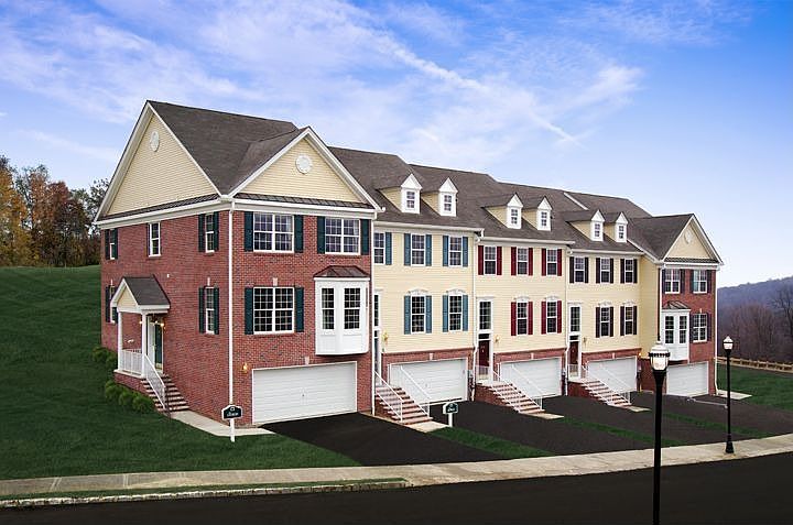 1st image of 406 Balsam Dr