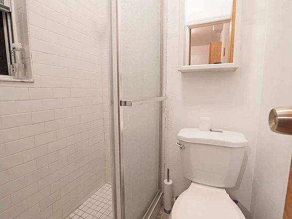 3rd image of 540 W 47th St APT 2