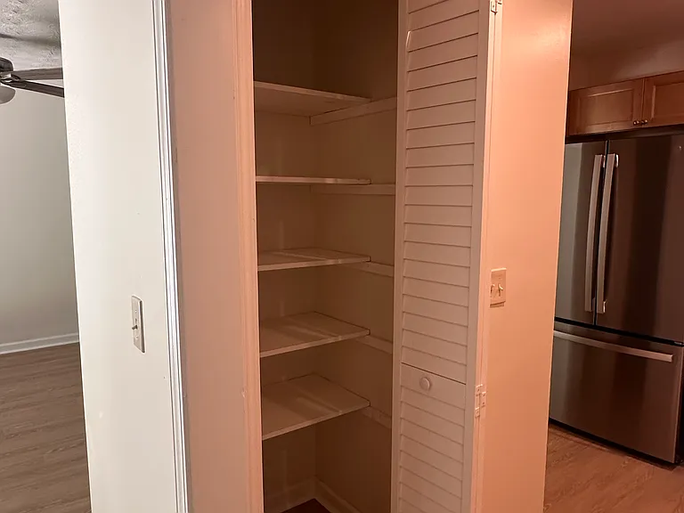 810 Wilson Cir SW #810 — Photo 14