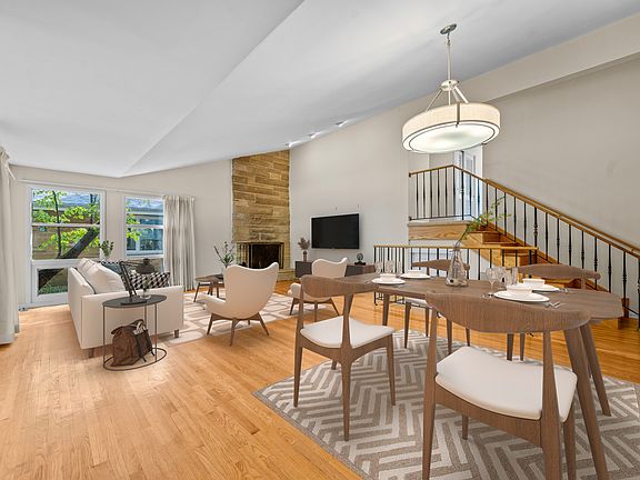4th image of 298 Leslee Ln