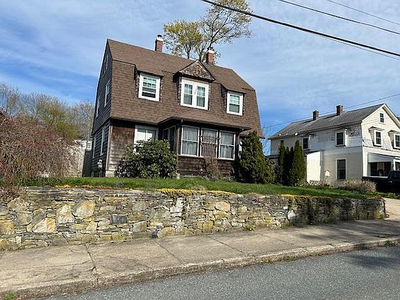 3rd image of 139 Orchard Ave