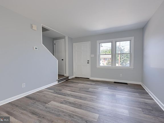 5th image of 335 Lincoln Ave