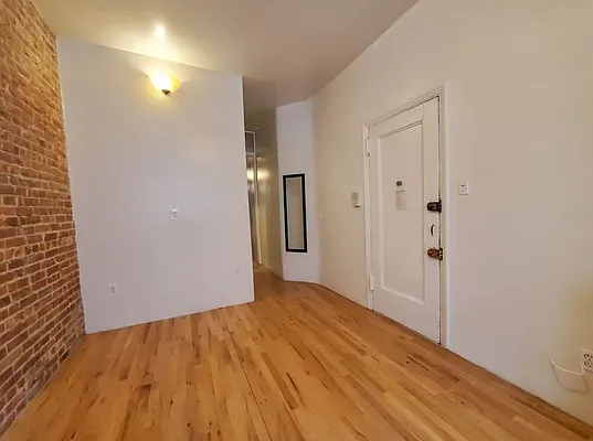 Rented by Spire Group | media 9