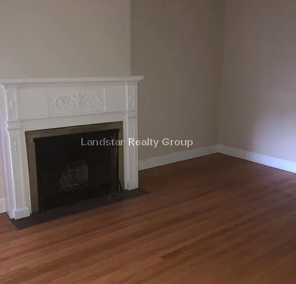 1452 Oak Ave #2S — Photo 9
