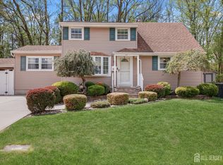 17 Clembil Ct, Hopelawn, NJ 08861