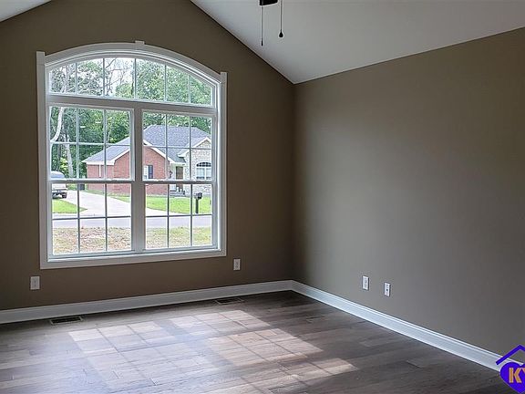 3rd image of 119 Peabody Loop