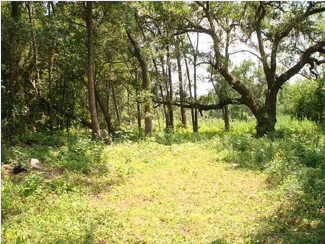 2nd image of 2263 Highway 174