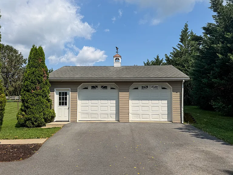 1835 Brunnerville Rd — Photo 35