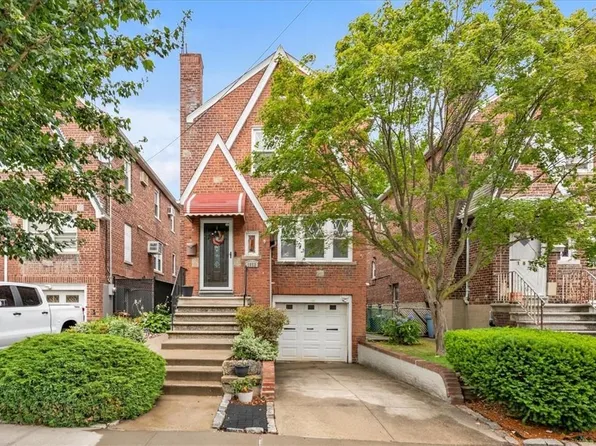 1852 Hering Avenue, Bronx, NY 10461