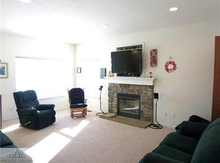 11320 Dunmaglas Dr, Bath, MI 48808