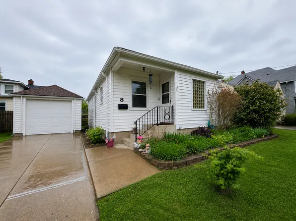 8 Monroe St, Elgin, IL 60123