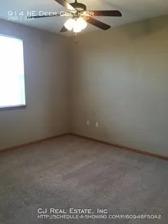914 NE Deer Creek Dr — Photo 7