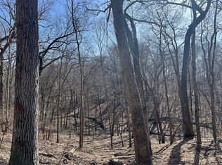 4682 Boulder Cemetery Rd, Central City, IA 52214