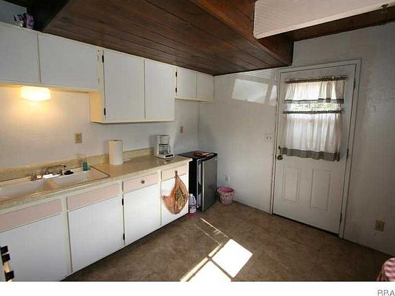 4th image of 360 Greenspot Blvd