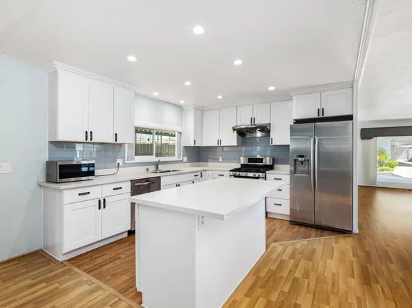 133 Sage Dr, Palm Springs, CA 92264