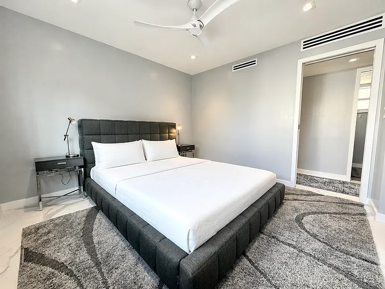 1428 Euclid Ave #207 — Photo 14