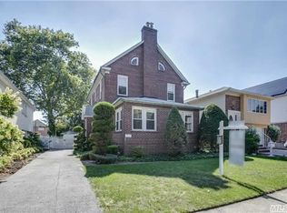 15720 22nd Ave, Whitestone, NY 11357