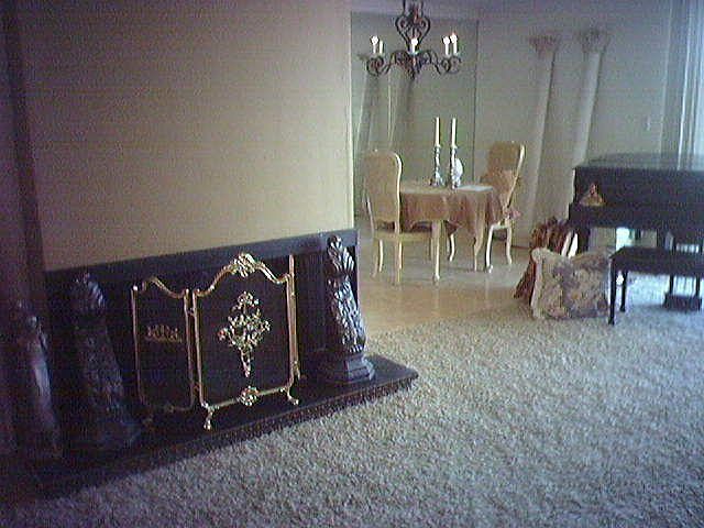 2nd image of 2260 N Cahuenga Blvd APT 501