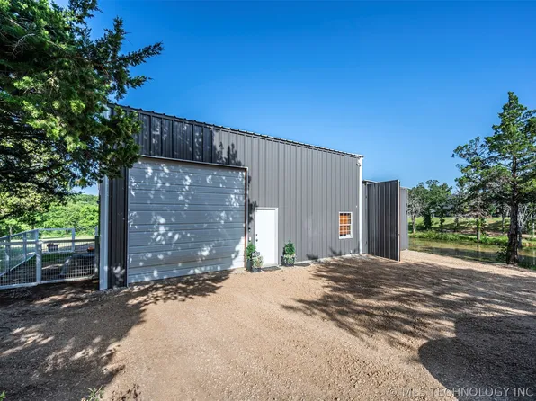 2403 Elm Rd, Sulphur, OK 73086
