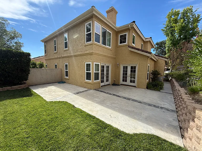 5615 Roundtree Pl — Photo 17