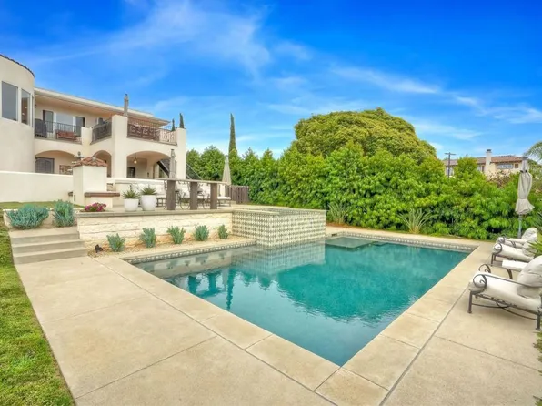 1007 Eolus Ave, Encinitas, CA 92024