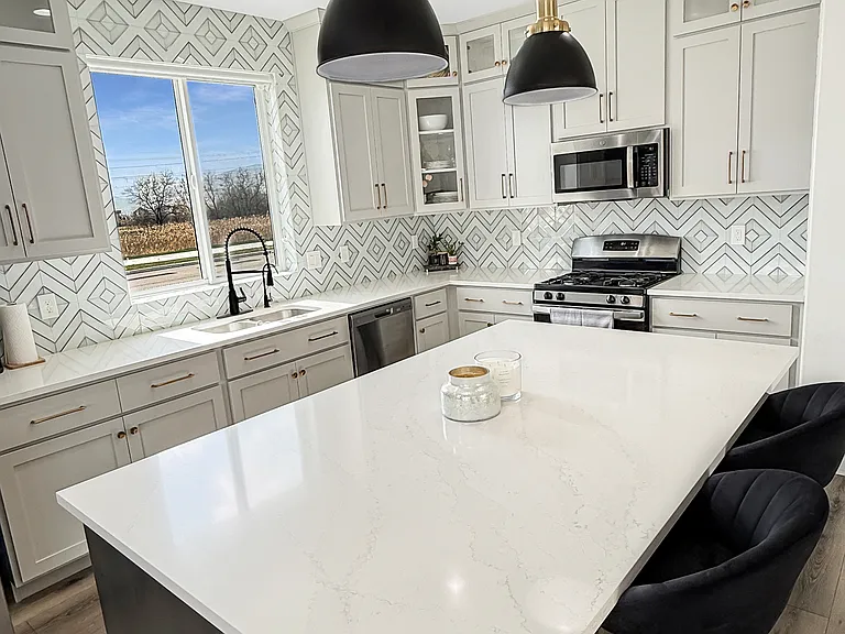 617 S 1080 W — Photo 9