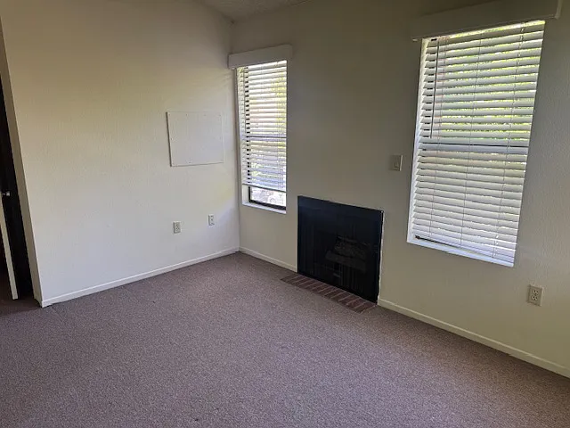 1120 N Maryland Ave #8 — Photo 9