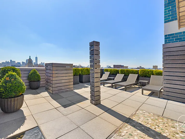 290 3rd Ave #23D — Photo 15