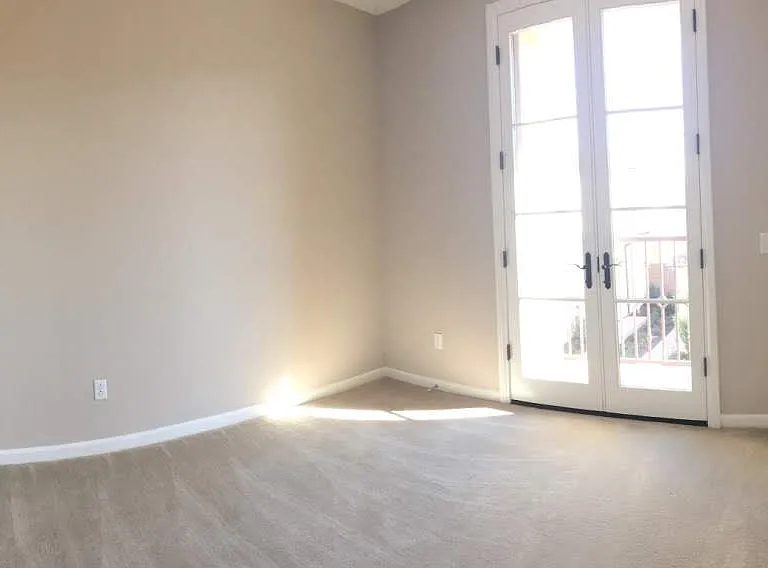 119 Breakwater — Photo 11