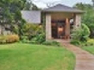 2400 N Bryant Ave, Edmond, OK 73034