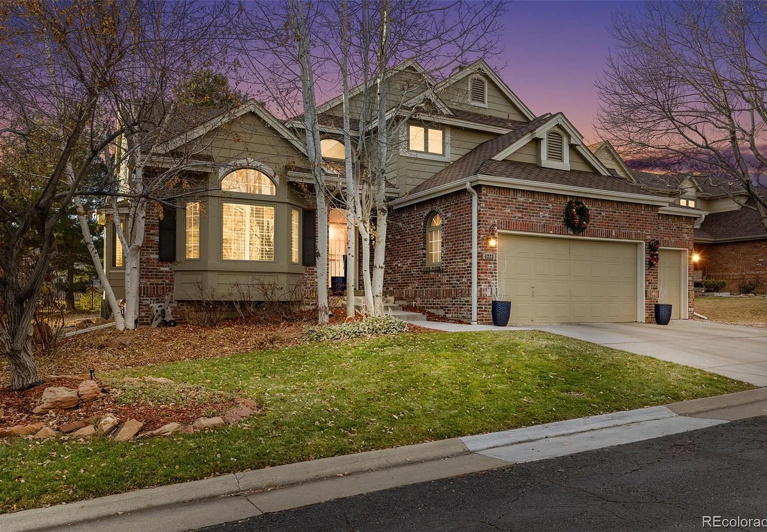 5 bed, 4.0 bath, 4394 sqft, $5,500 — Photo 2