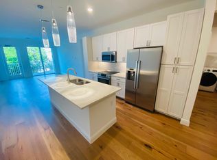 644 3rd Ave S #303, Saint Petersburg, FL 33701