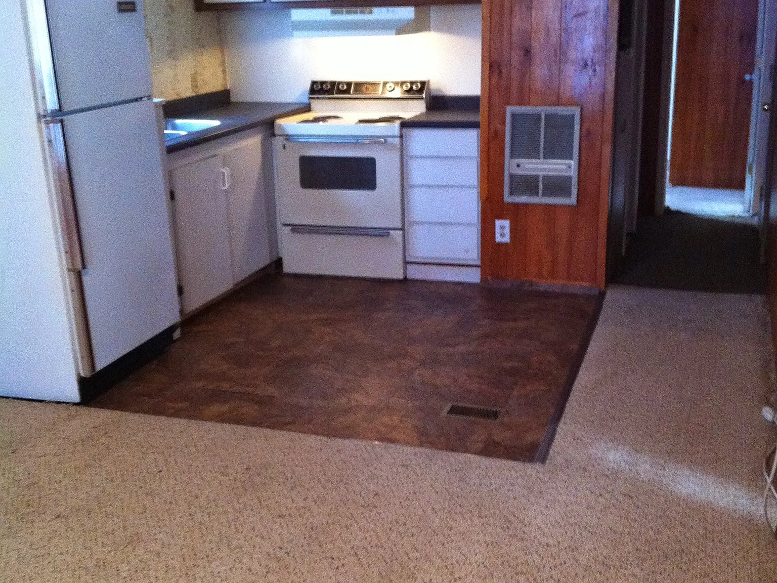 1 bed, 390 sqft, $1,020 — Photo 3