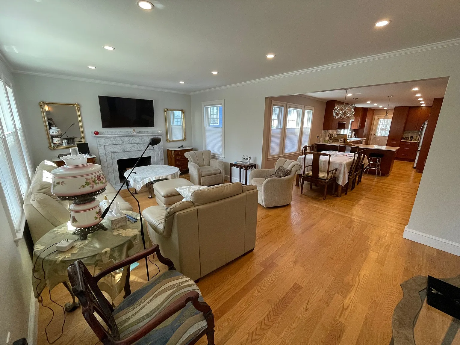 3 bed, 1600 sqft, $3,500 — Photo 4