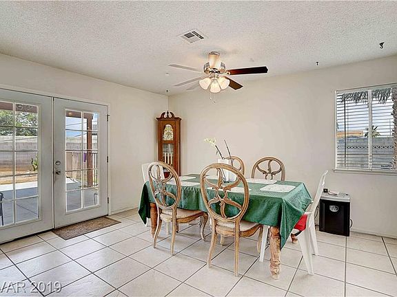 5th image of 217 Moller Cir