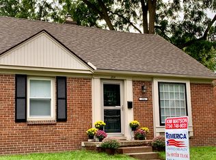 204 Linden Rd, Pontiac, MI 48341