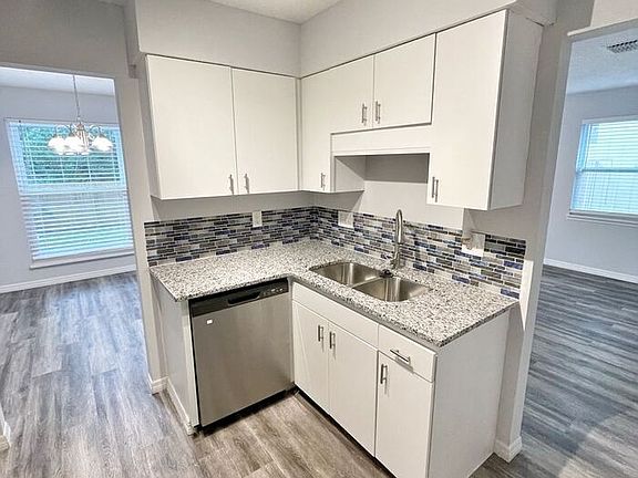 5th image of 11627 Tanager Dr
